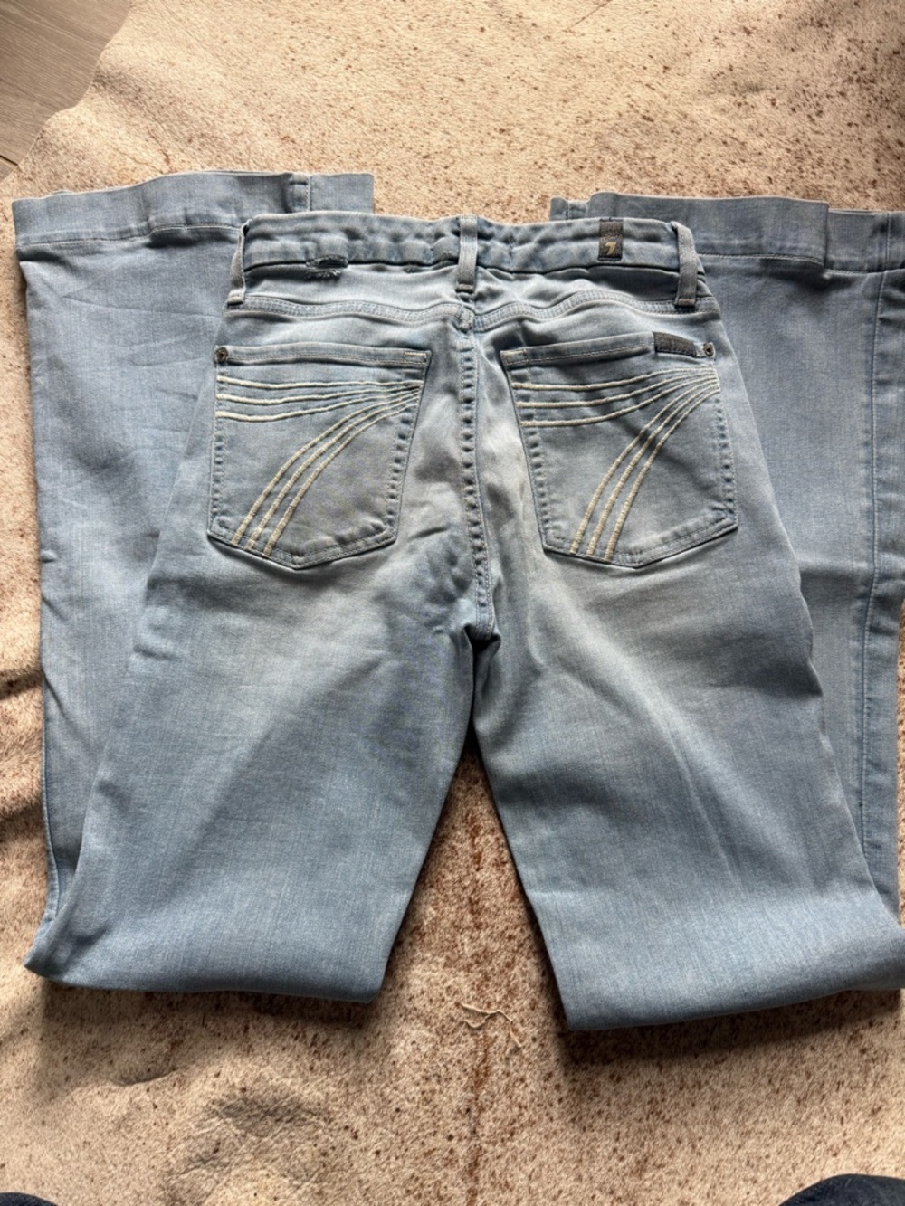 Light Wash 7 for all mankind Dojos - Picture 5 of 7